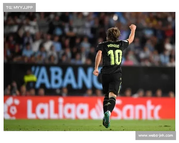 莫德里奇关键传球，米兰中场控制力显现